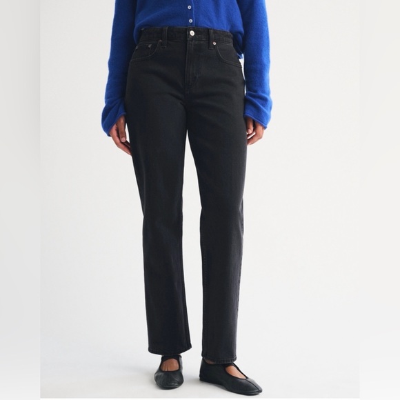 Abercrombie & Fitch Curve Love High Rise 90s Straight Jean - Picture 2 of 11